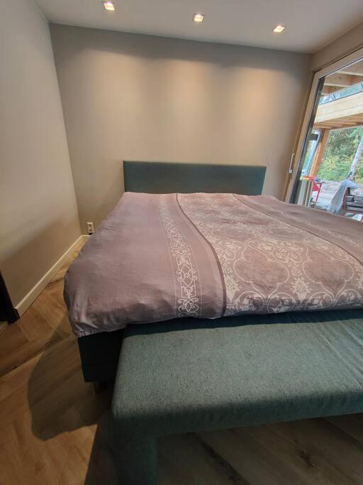 Vilsteren Kindvriendelijke Bungalow In Het Bos Bij Zwemmeer. מראה חיצוני תמונה
