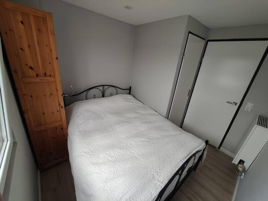 Vilsteren Kindvriendelijke Bungalow In Het Bos Bij Zwemmeer. מראה חיצוני תמונה